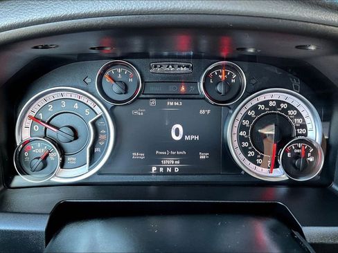 Used 2018 RAM 3500 Big Horn image 22