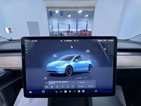 Used 2022 Tesla Model Y Performance AWD/4WD image 20