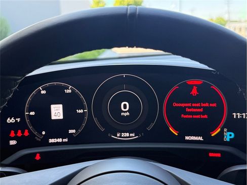Used 2020 Porsche Taycan 4S AWD/4WD image 16