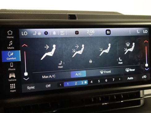 Used 2025 Jeep Wrangler Unlimited Sahara w/ Safety Group image 32