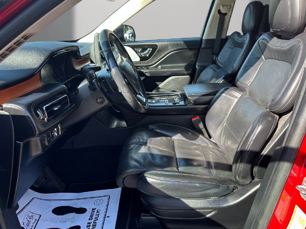Used 2020 Lincoln Aviator Reserve w/ Equipment Group 202A AWD/4WD image 13