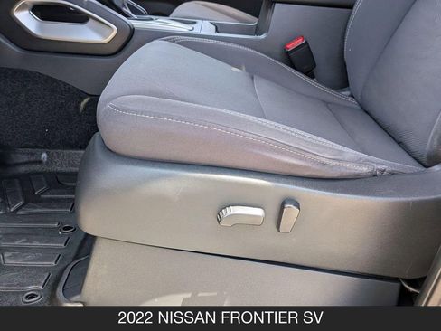 Used 2022 Nissan Frontier SV RWD image 15
