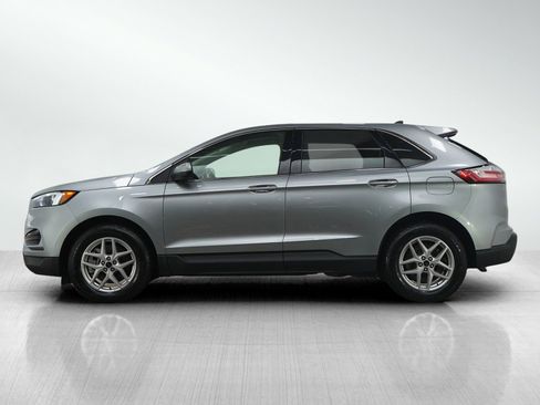 Used 2024 Ford Edge SEL image 3