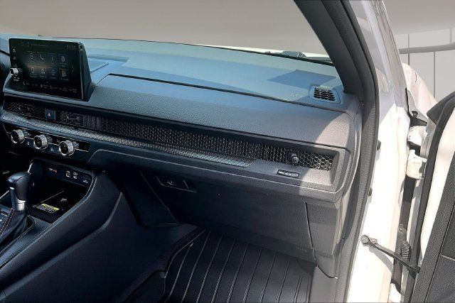Used 2025 Honda CR-V Sport-L image 24