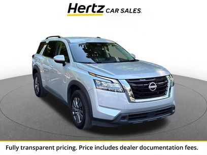 Used 2025 Nissan Pathfinder SV