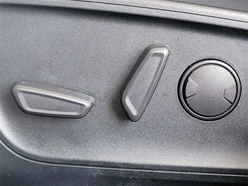 Certified 2020 Ford Escape SEL image 4