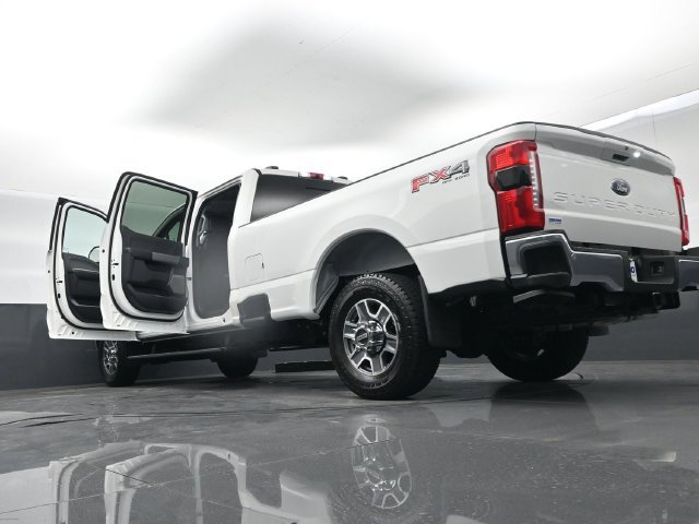 Used 2024 Ford F250 Lariat w/ Lariat Ultimate Package AWD/4WD image 75