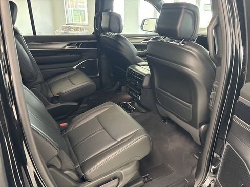 New 2026 Jeep Grand Wagoneer L 4WD image 30