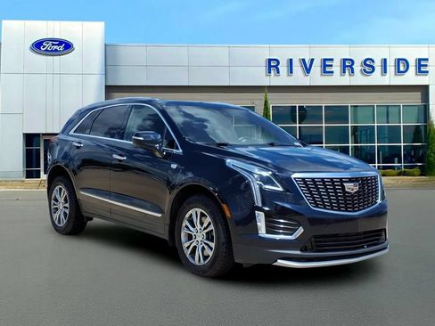 Used 2022 Cadillac XT5 Premium Luxury w/ Technology Package AWD/4WD image 1