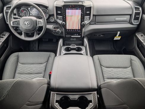 New 2026 RAM 1500 Big Horn AWD/4WD image 8