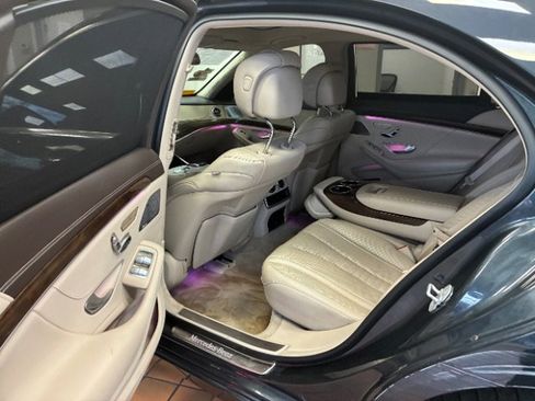 Used 2017 Mercedes-Benz S 550 4MATIC image 27