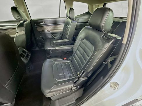 Used 2023 Volkswagen Atlas SEL Premium AWD/4WD image 32