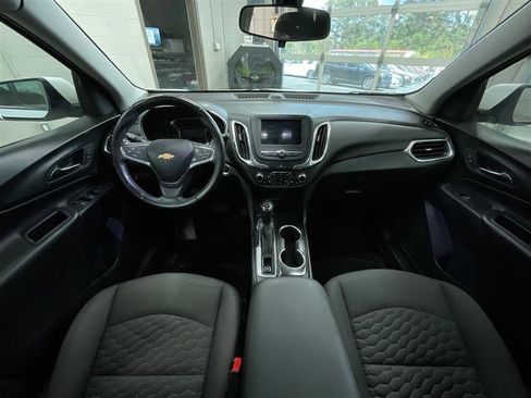 Used 2019 Chevrolet Equinox LT image 20