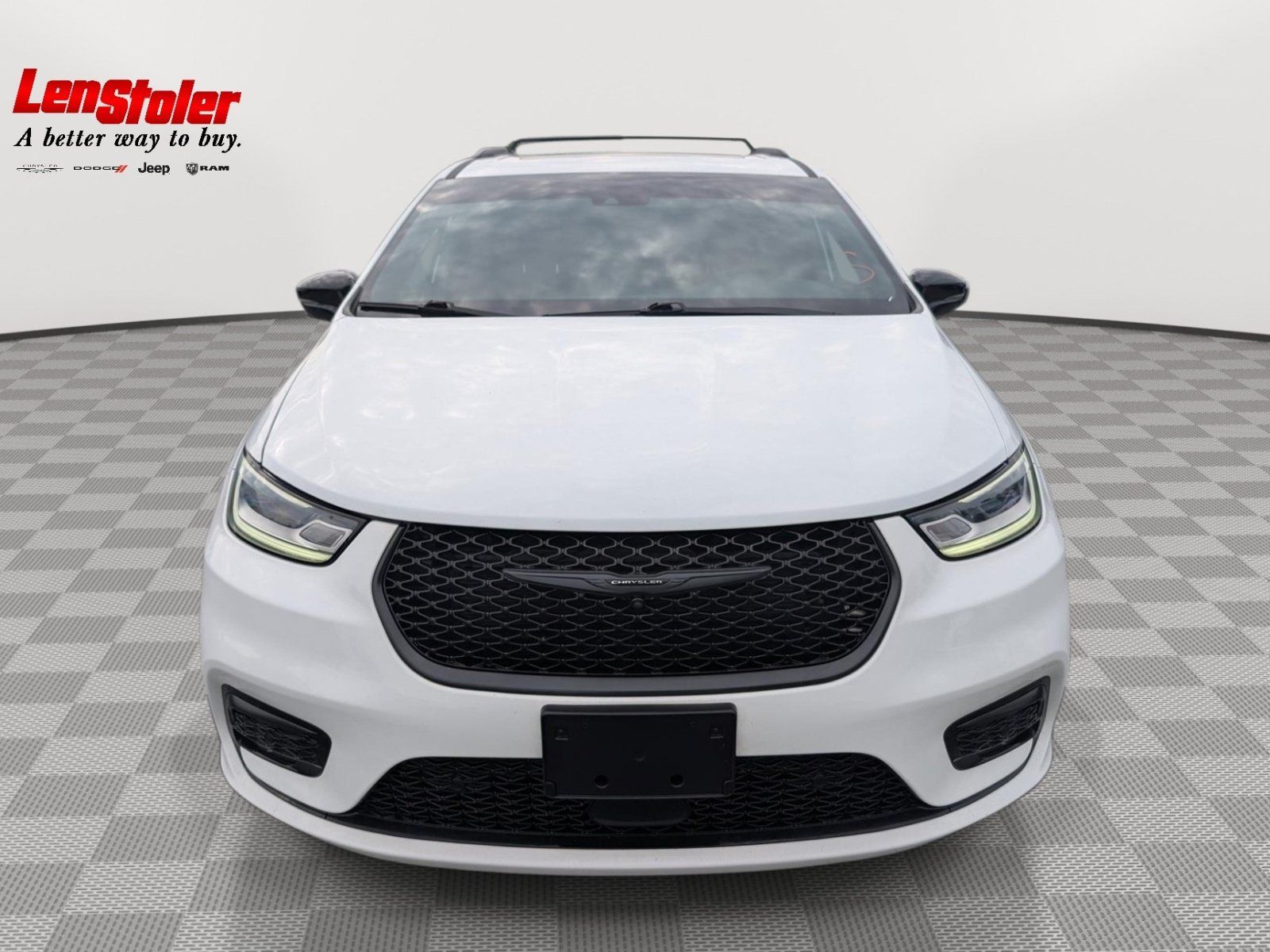 Used 2023 Chrysler Pacifica Limited w/ S Appearance Package AWD/4WD image 8