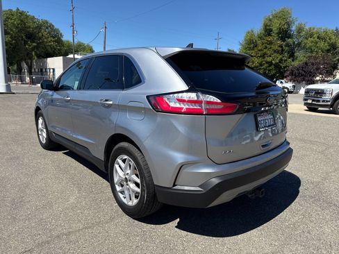 Used 2023 Ford Edge SEL AWD/4WD image 3