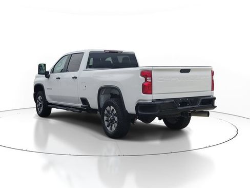 Used 2025 Chevrolet Silverado 2500 Custom w/ Custom Value Package AWD/4WD image 4