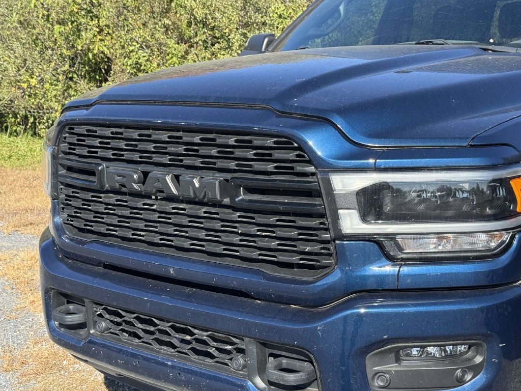 Used 2022 RAM 2500 Big Horn w/ Level C Equiment Group AWD/4WD image 2