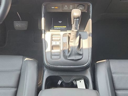 Used 2025 Honda CR-V EX-L image 18