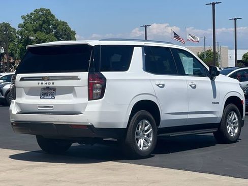 Used 2024 Chevrolet Tahoe LS RWD image 4