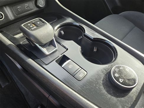 Used 2023 Nissan Rogue S image 26