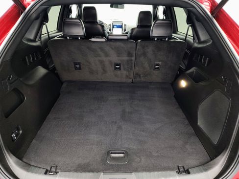 Used 2024 Ford Edge ST image 18