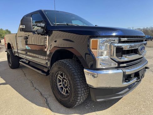 Used 2022 Ford F250 XL w/ STX Appearance Package image 9