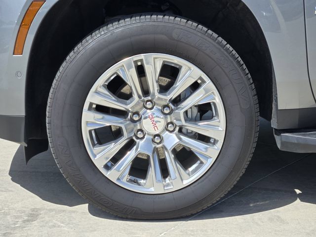 Used 2025 GMC Yukon Denali AWD/4WD image 11