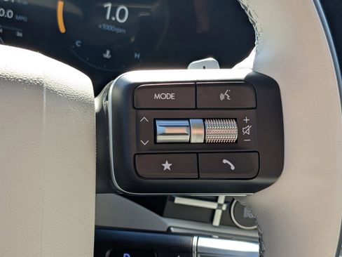 New 2026 Hyundai Santa Fe SE FWD image 22