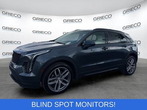 Used 2019 Cadillac XT4 Sport w/ Cold Weather Package FWD image 3