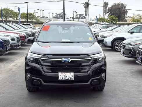 Certified 2025 Subaru Forester Touring w/ Popular Package - Touring AWD/4WD image 2