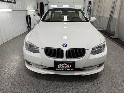 Used 2013 BMW 328i Convertible RWD image 2