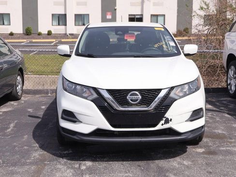 Used 2021 Nissan Rogue Sport S image 3