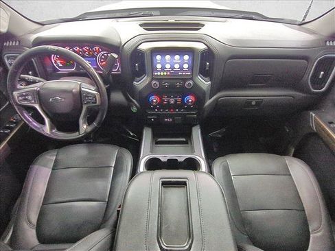 Used 2021 Chevrolet Silverado 1500 LT Trail Boss w/ Convenience Package II AWD/4WD image 18