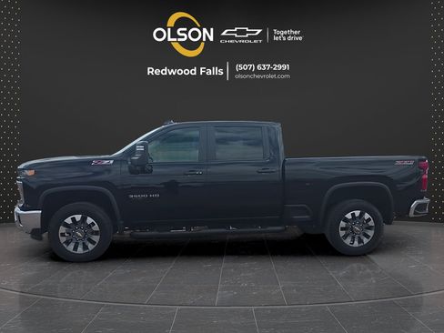 Used 2024 Chevrolet Silverado 3500 LT w/ All Star Edition AWD/4WD image 2