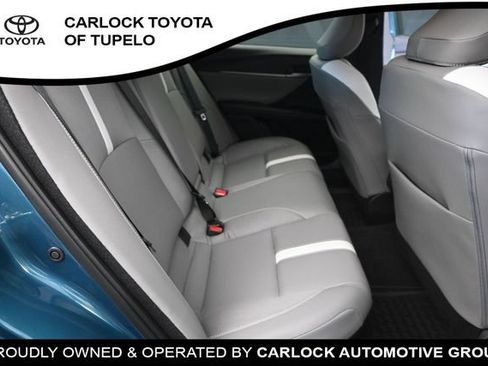 Used 2026 Toyota Camry SE w/ Convenience Package FWD image 19