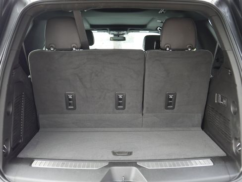 Used 2023 Chevrolet Tahoe RST w/ Luxury Package image 27