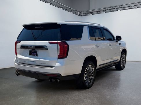 Used 2023 GMC Yukon Denali Ultimate AWD/4WD image 5