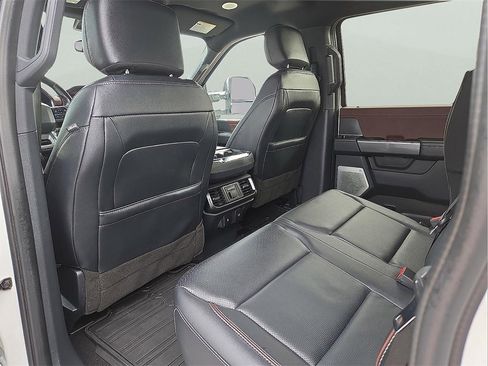 Used 2022 Ford F150 Lariat w/ Equipment Group 502A High image 9