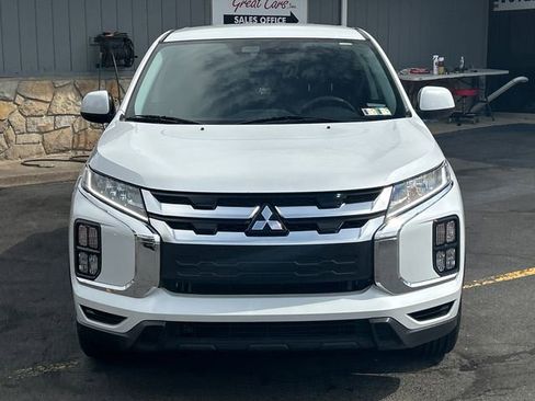 Used 2023 Mitsubishi Outlander Sport 2.0 ES image 9