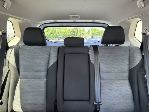 Used 2023 Nissan Rogue SV FWD image 18