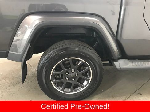 Certified 2020 Jeep Gladiator Overland image 45