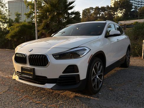 Used 2023 BMW X2 sDrive28i w/ Premium Package 2 FWD image 1