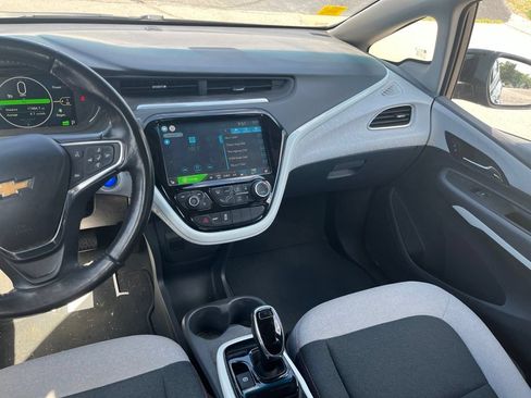 Used 2020 Chevrolet Bolt LT FWD image 27