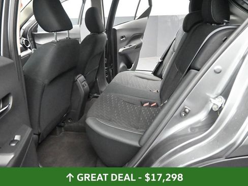 Used 2024 Nissan Kicks SV image 28