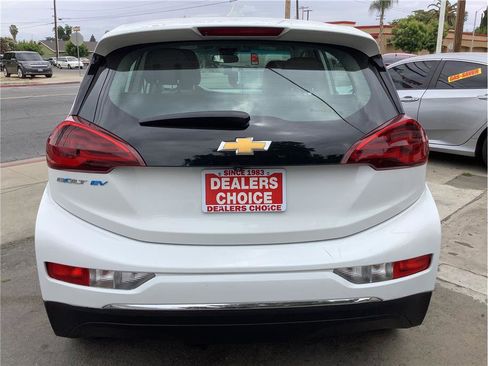 Used 2020 Chevrolet Bolt LT FWD image 7