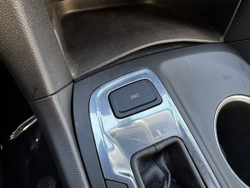 Used 2020 Chevrolet Equinox LT w/ Sport Edition image 15