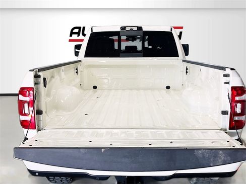 Used 2024 RAM 3500 Laramie image 26