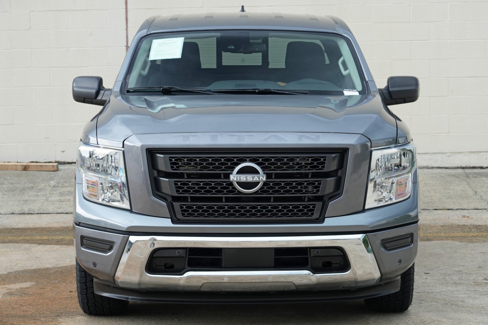 Used 2023 Nissan Titan SV w/ SV Convenience Package RWD image 40