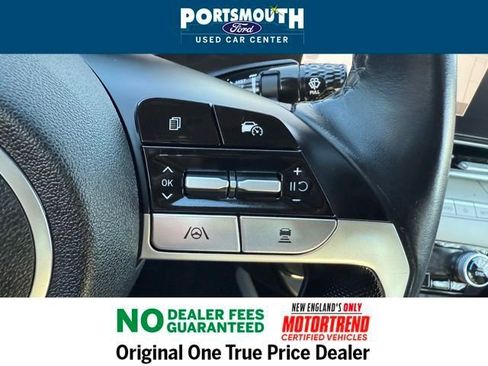 Used 2024 Hyundai Elantra Limited image 27