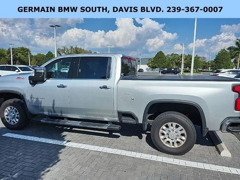 Used 2022 Chevrolet Silverado 2500 LTZ w/ LTZ Plus Package image 3
